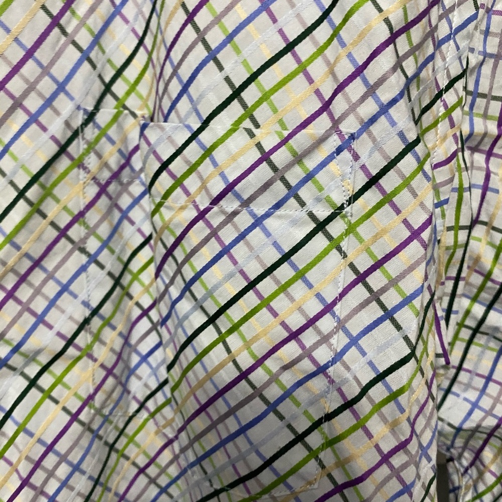 Long sleeve button down - Picture 2 of 4